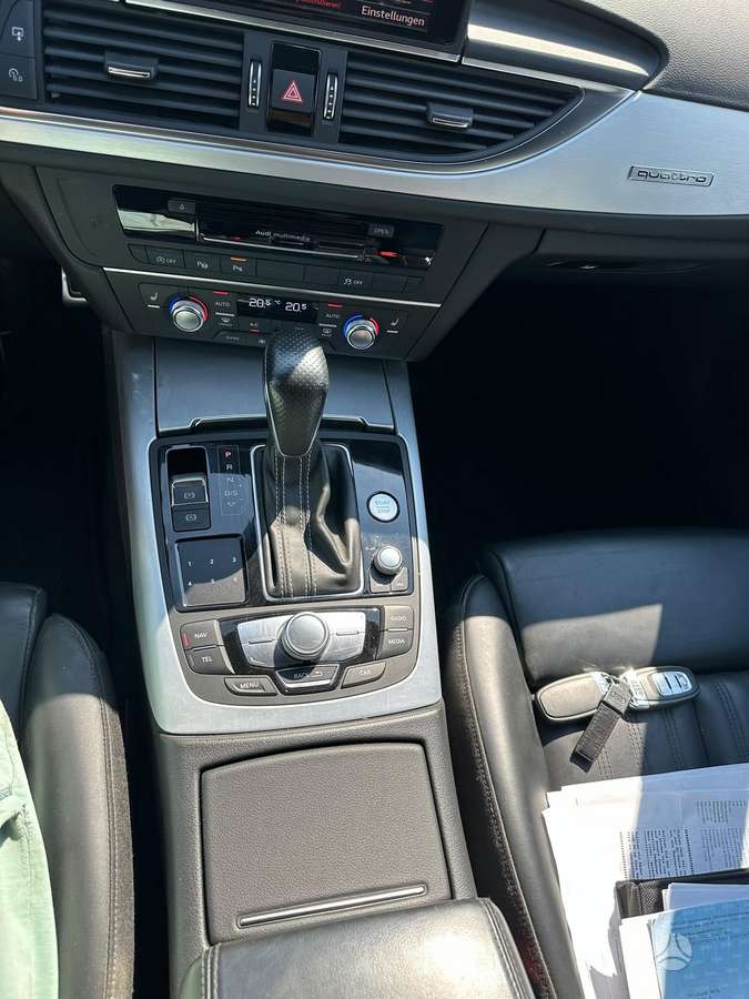 Audi A6, 3.0 l., wagon