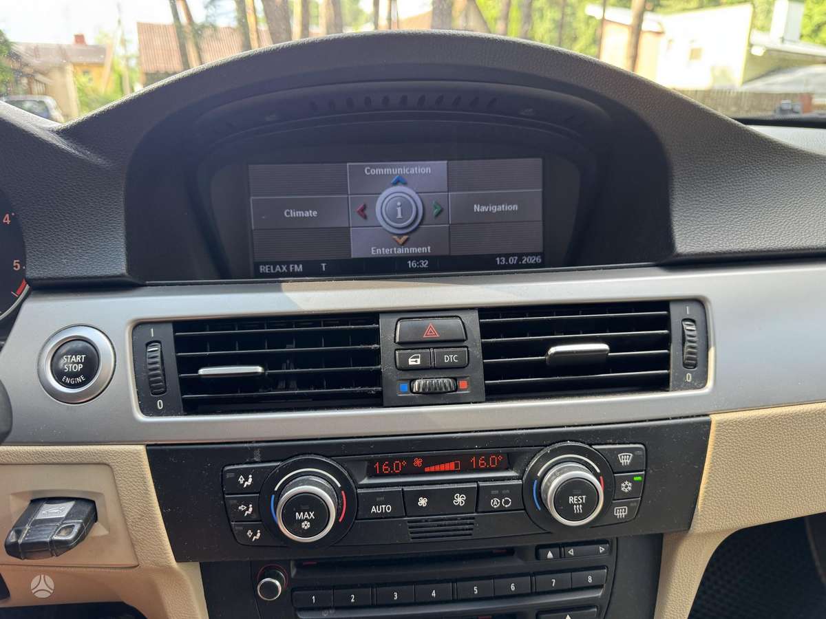 BMW 320, 2.0 l., wagon