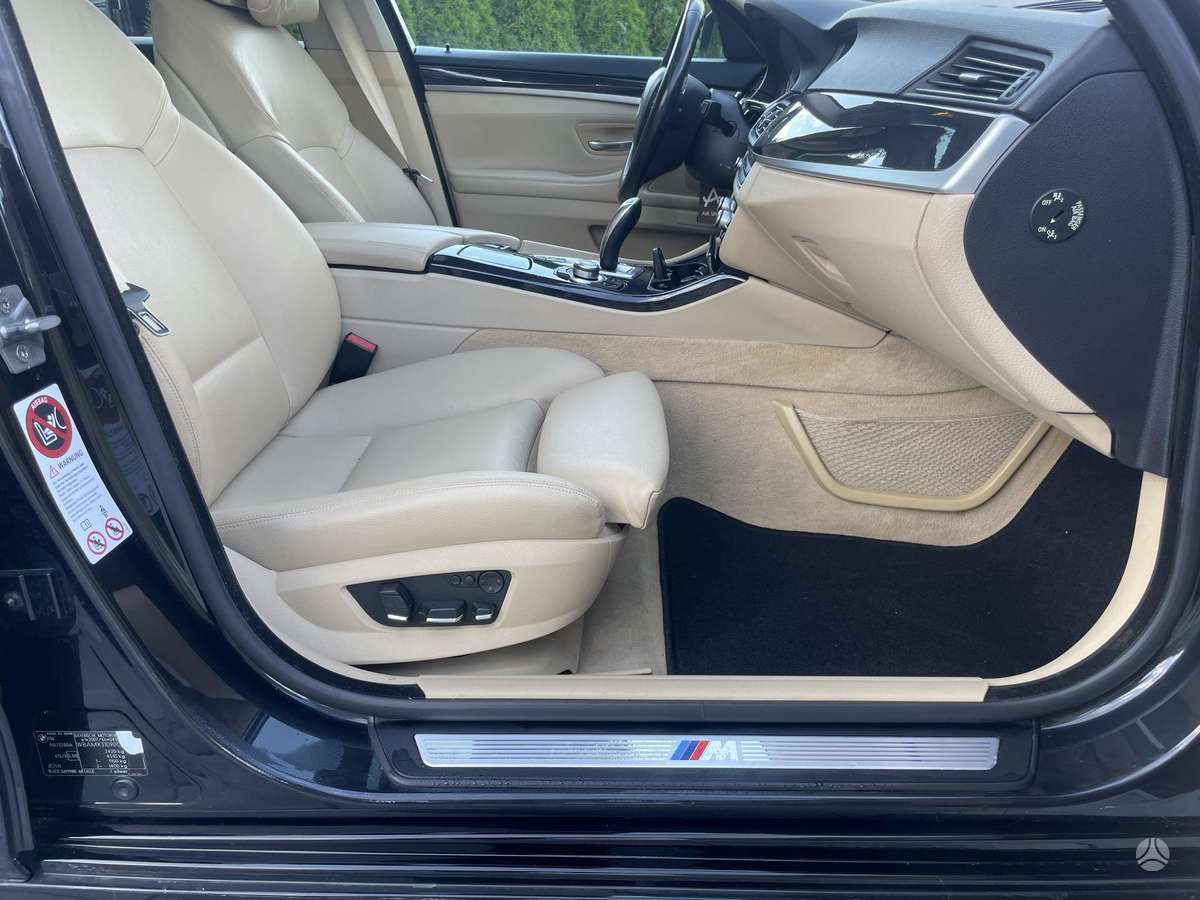 BMW 525, 3.0 l., wagon