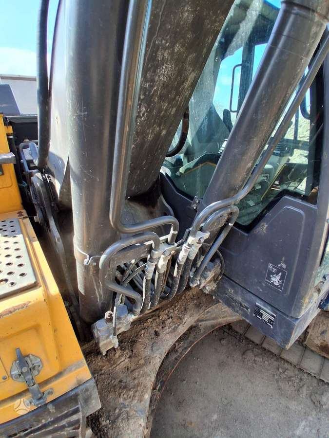 Volvo EC220 EL, excavator