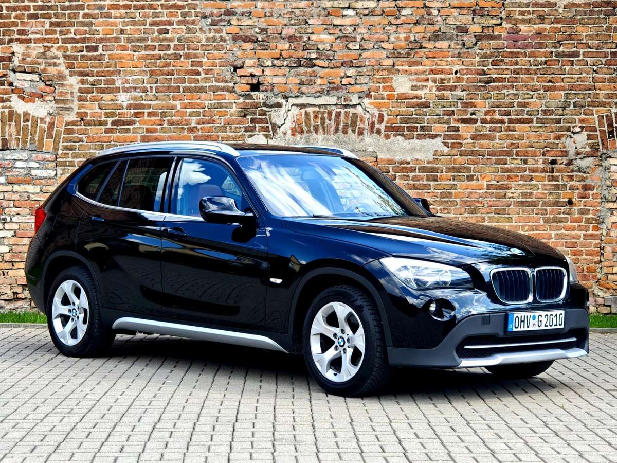 BMW X1, 2.0 l., Внедорожник / Кроссовер