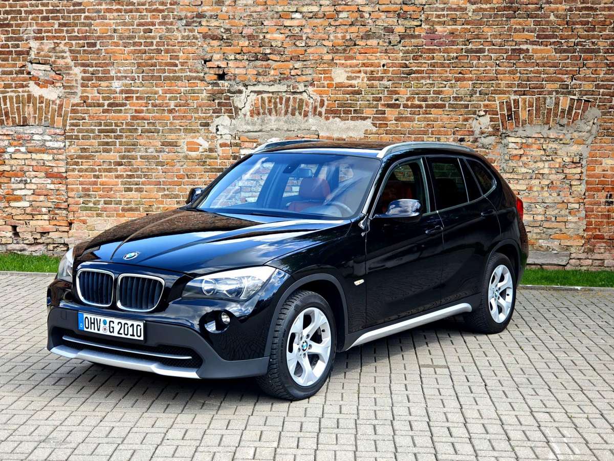 BMW X1, 2.0 l., Внедорожник / Кроссовер