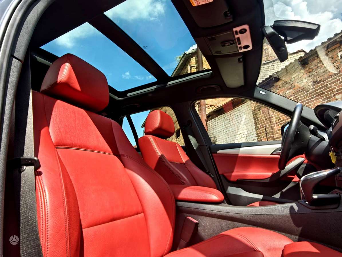 BMW X1, 2.0 l., Внедорожник / Кроссовер