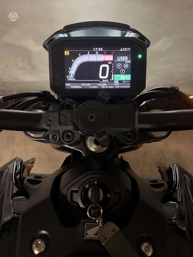Honda CB 1000cc, street / classic
