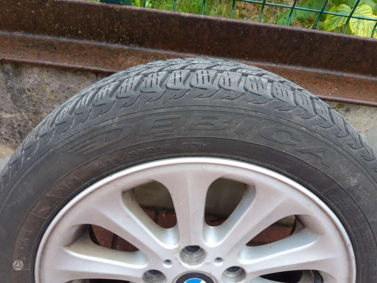 BMW 118, lengvojo lydinio, R16