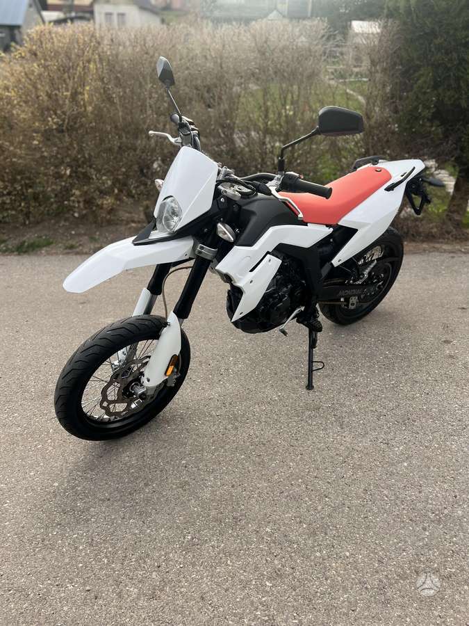 Yamaha WR 125X 125cc, supermoto