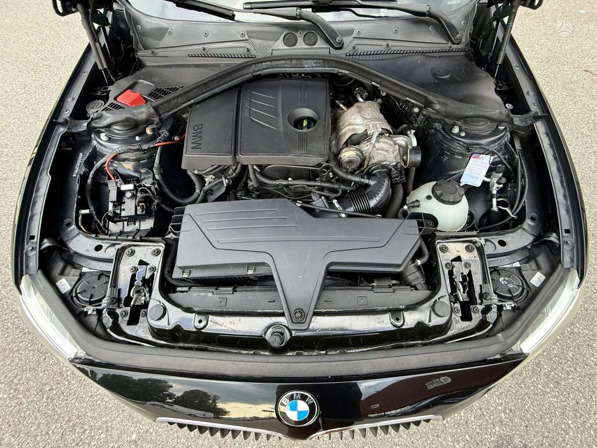 BMW 118, 1.6 l., Хэтчбек