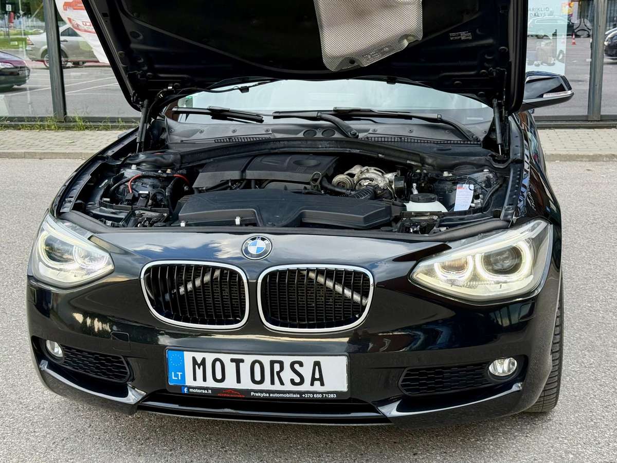 BMW 118, 1.6 l., Хэтчбек