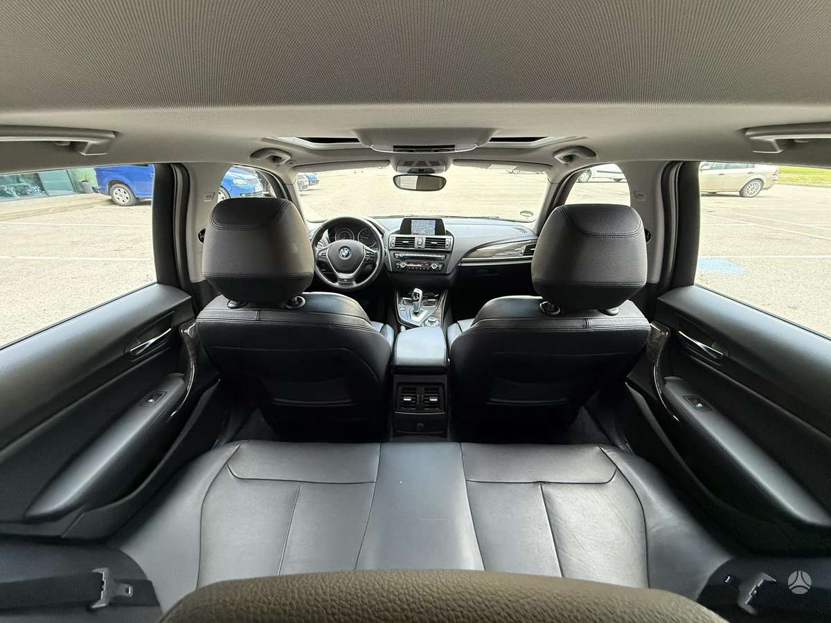 BMW 118, 1.6 l., hatchback