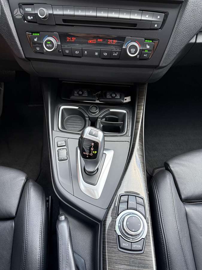BMW 118, 1.6 l., Хэтчбек