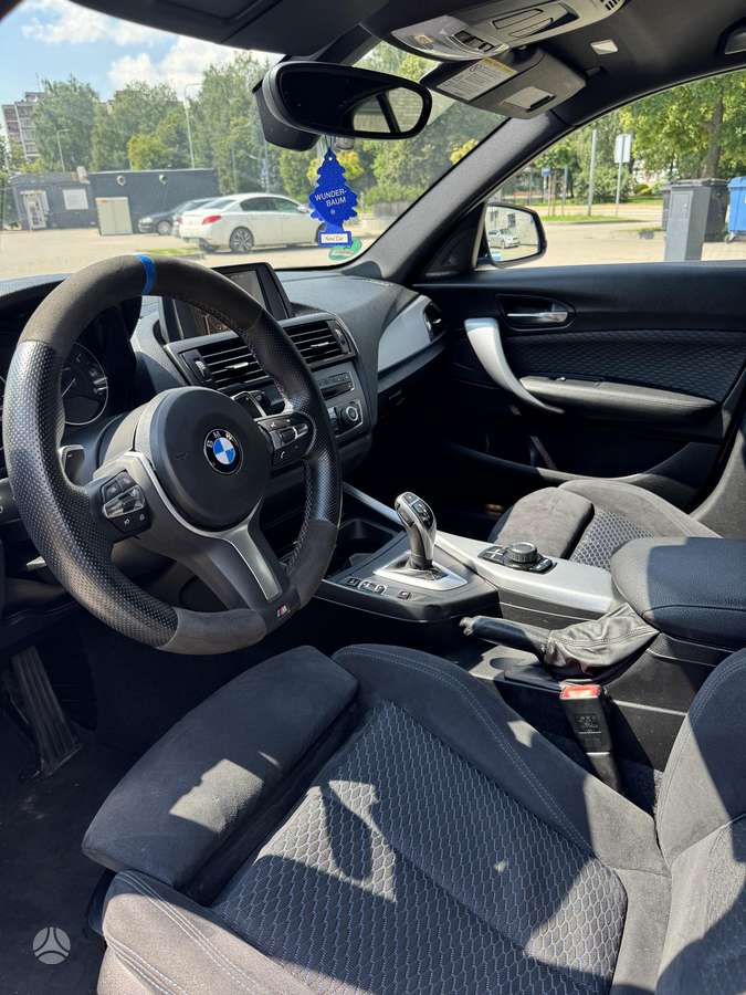 BMW 120, 2.0 l., Хэтчбек