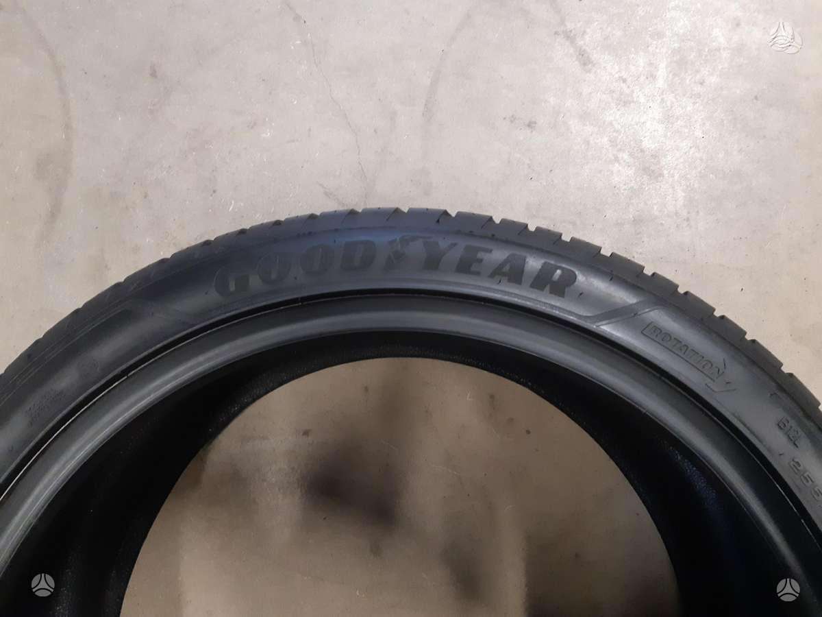 Goodyear 2023m Vector4S GEN-3 SUV, winter 255/40 R21