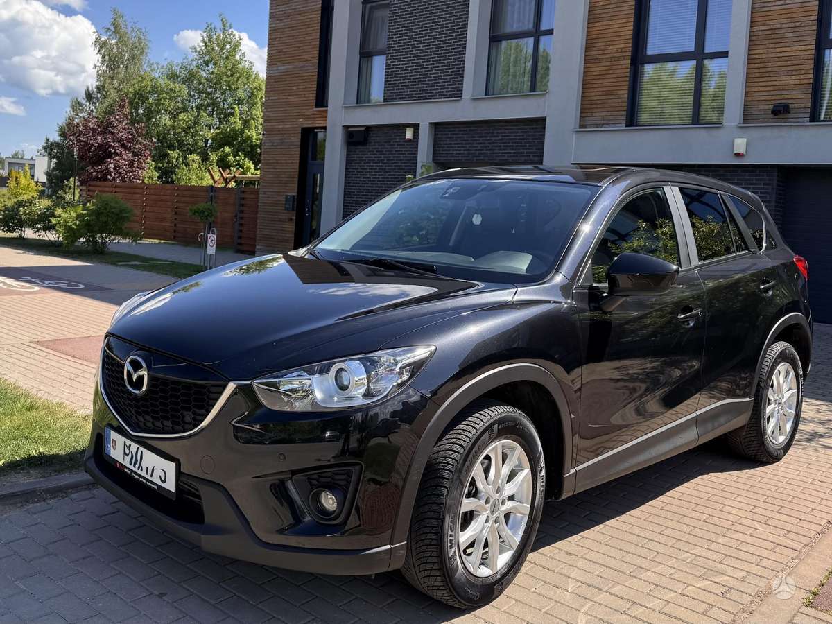 Mazda CX-5, 2.2 l., off-road / crossover