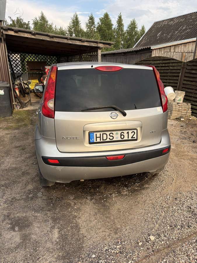 Nissan Note, 1.5 l., Хэтчбек