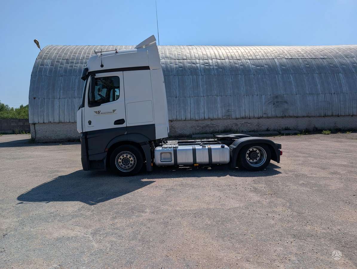 Mercedes-Benz 18.48  (VOKISKAS ), double sleeper