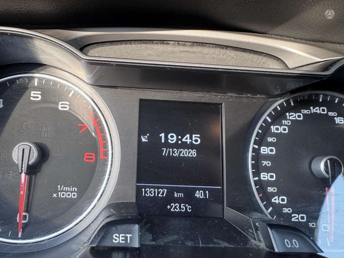 Audi A4, 2.0 l., sedanas