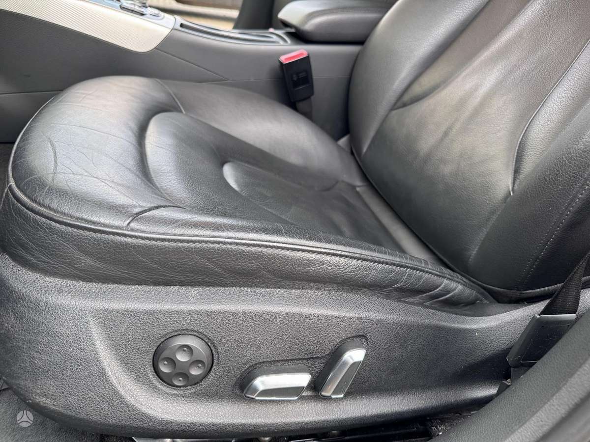 Audi A4, 2.0 l., sedanas