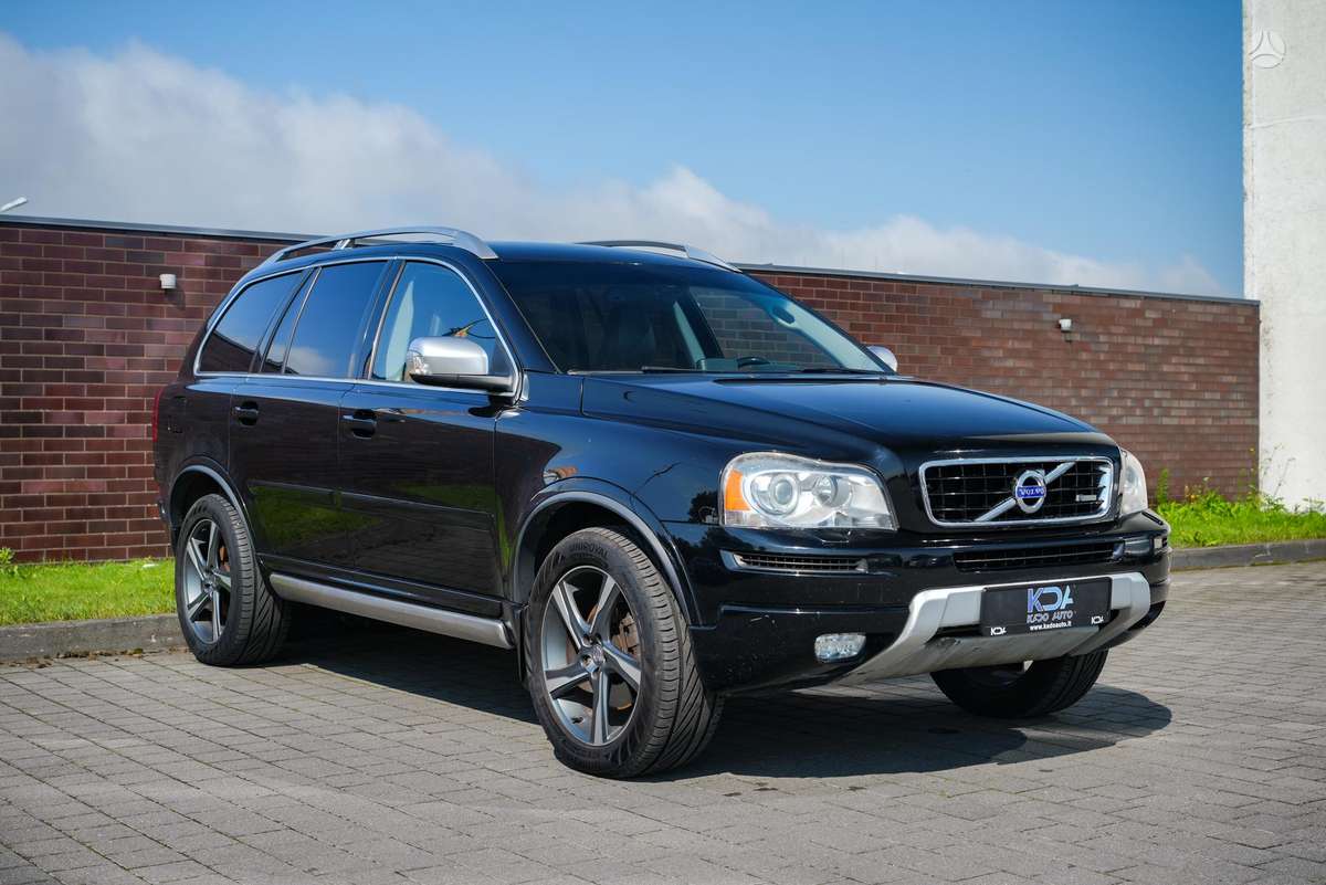 Volvo XC90 - 1