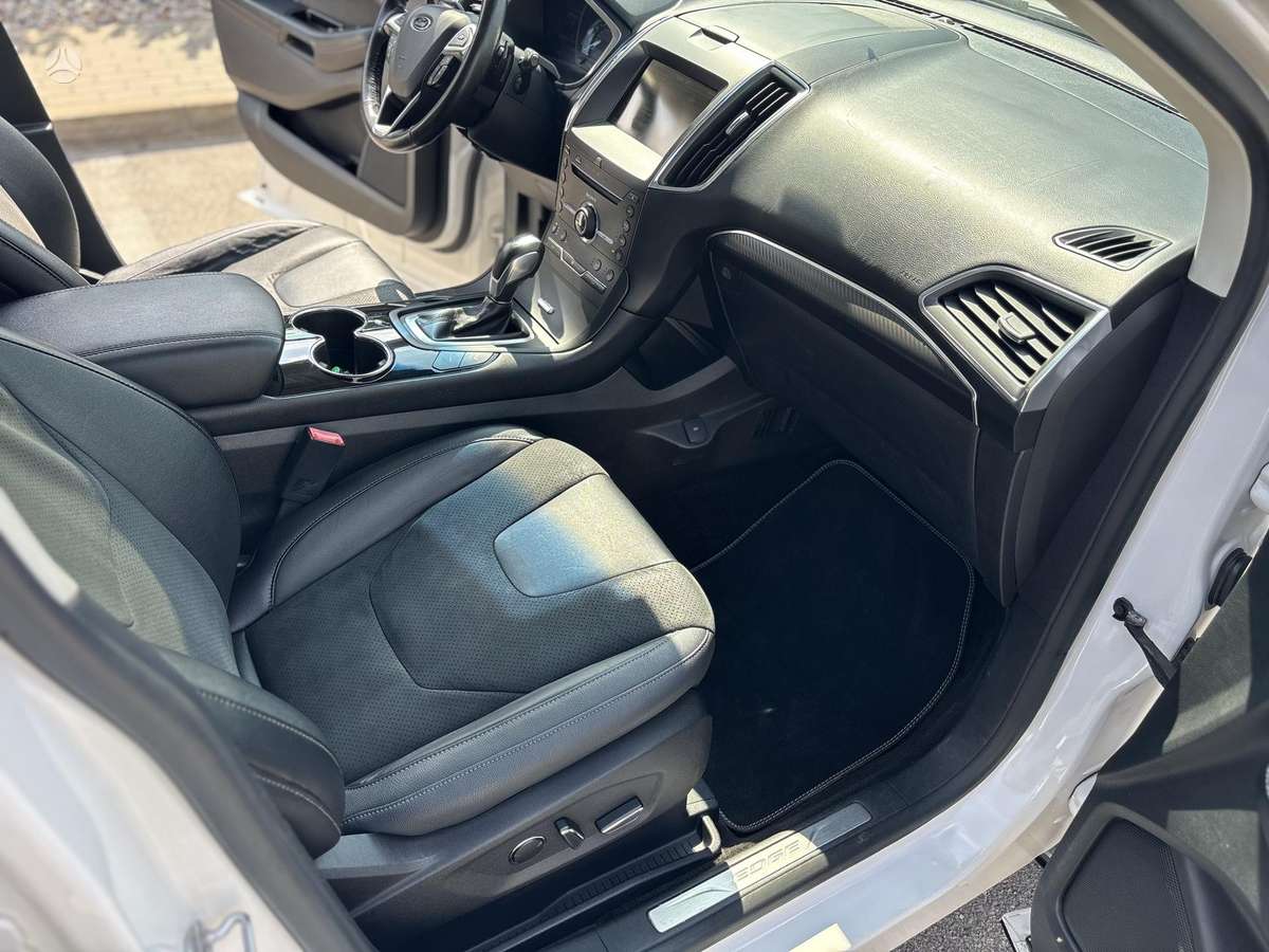 Ford Edge, 2.7 l., off-road / crossover