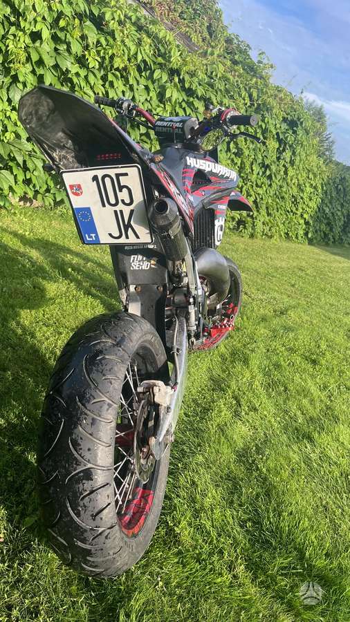 Husqvarna SM 125cc, supermoto