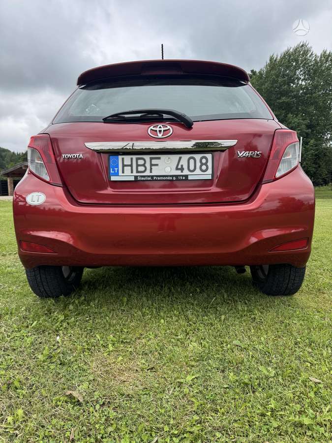 Toyota Yaris - 4