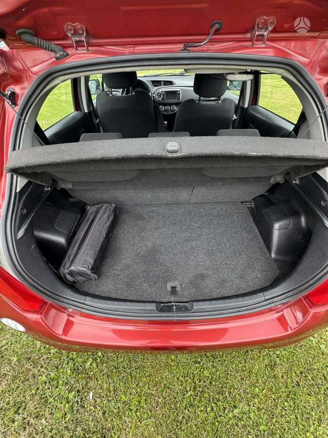 Toyota Yaris - 6