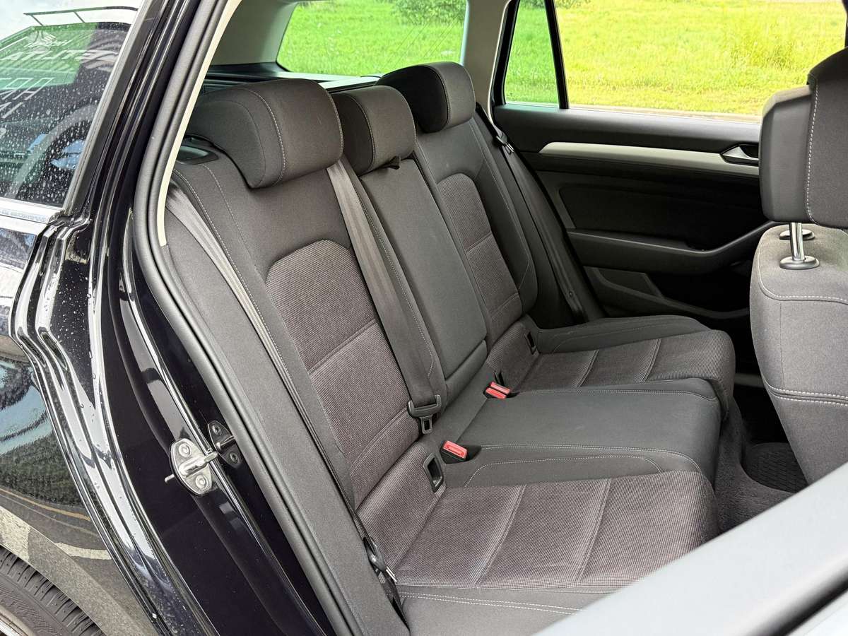Volkswagen Passat, 1.4 l., Универсал