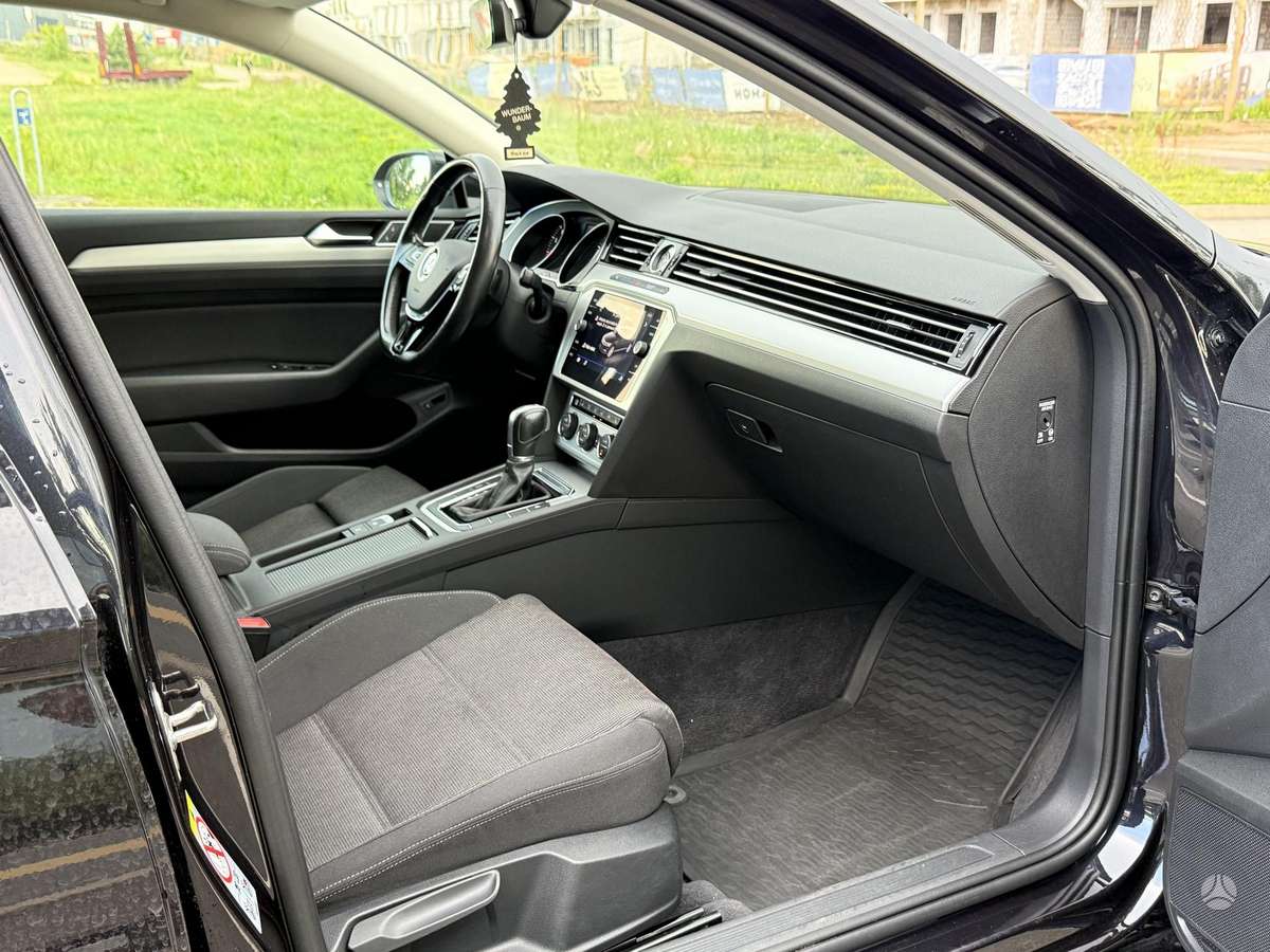 Volkswagen Passat, 1.4 l., Универсал