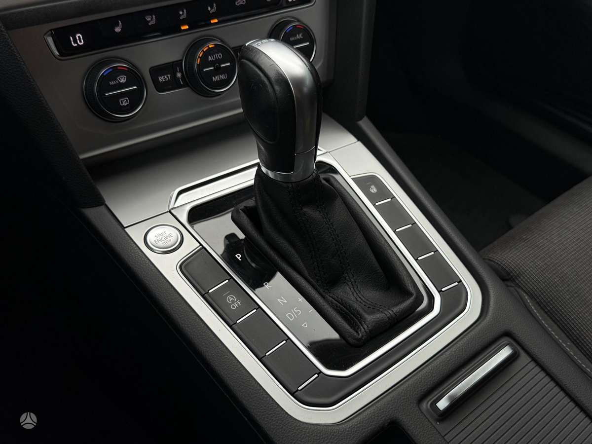 Volkswagen Passat, 1.4 l., Универсал