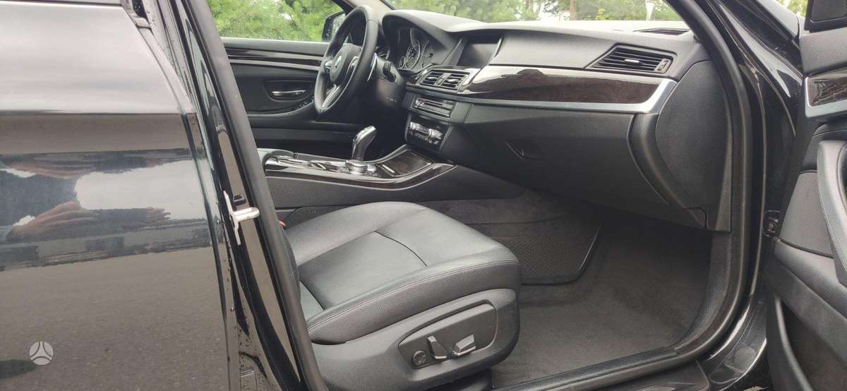 BMW 535, 3.0 l., Седан