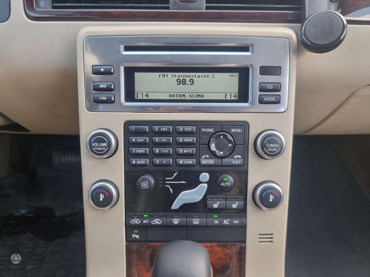 Volvo S80, 2.4 l., Седан