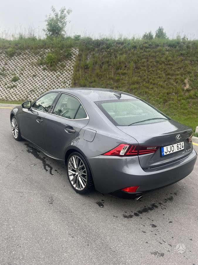 Lexus IS 250, 2.5 l., Седан