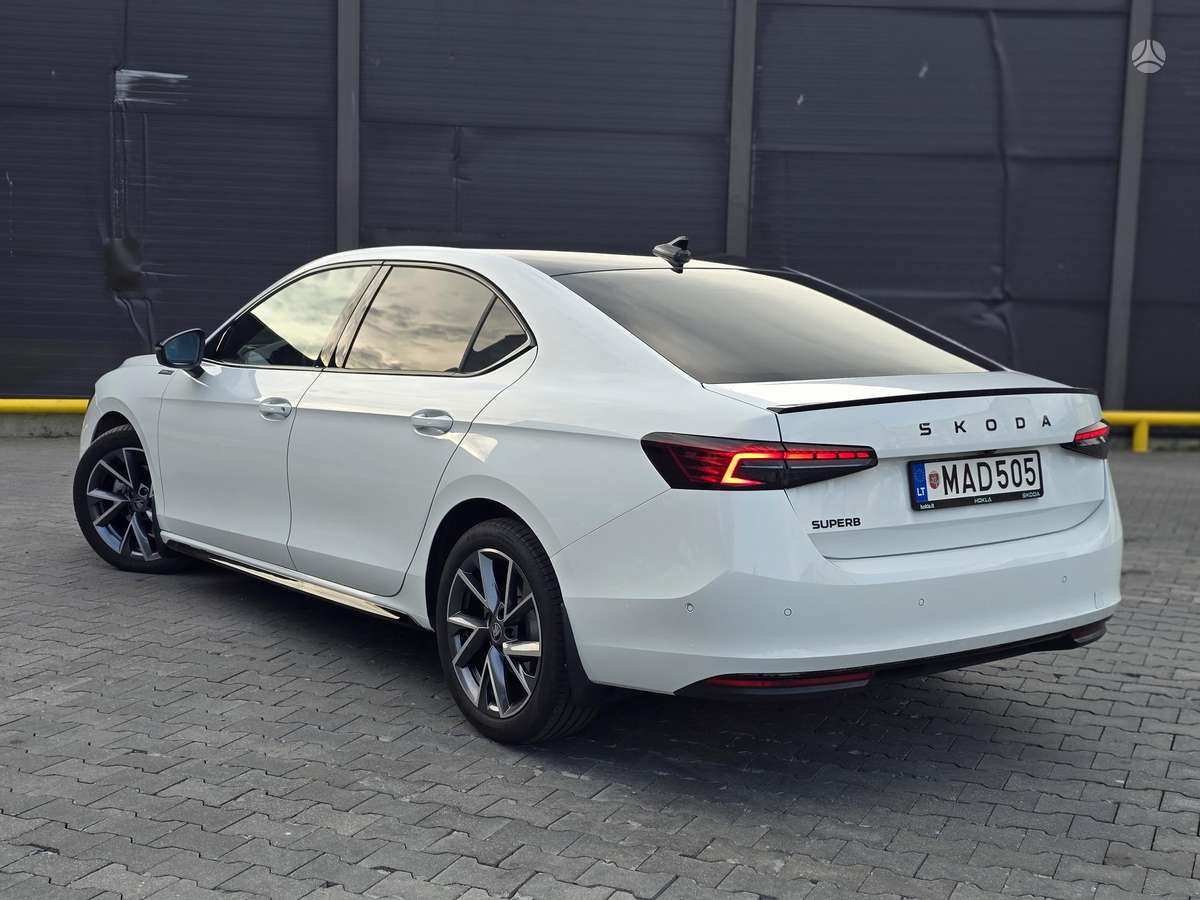 Škoda Superb - 4