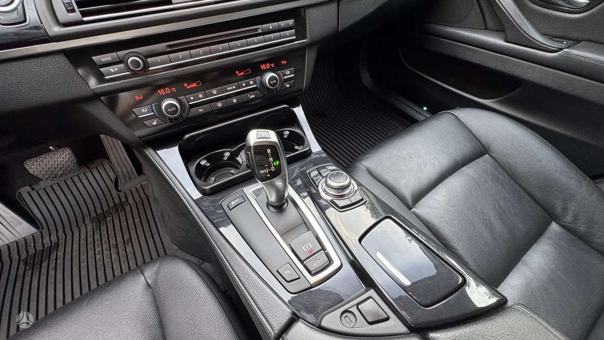 BMW 520, 2.0 l., wagon