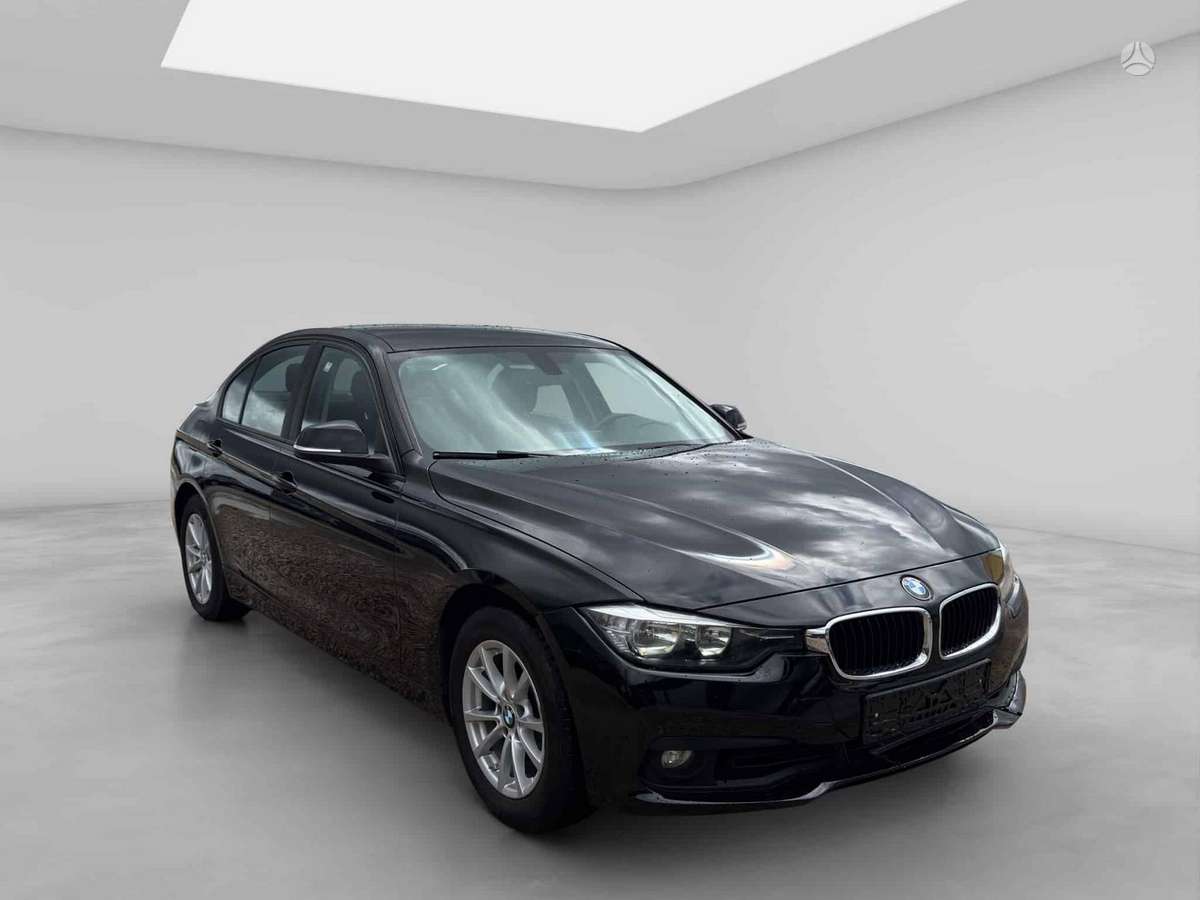BMW 318, 1.5 l., Седан