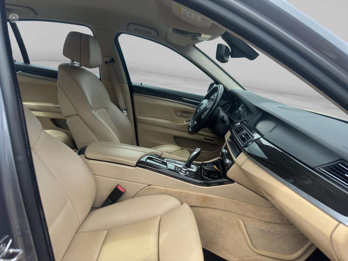 BMW 528, 3.0 l., Седан