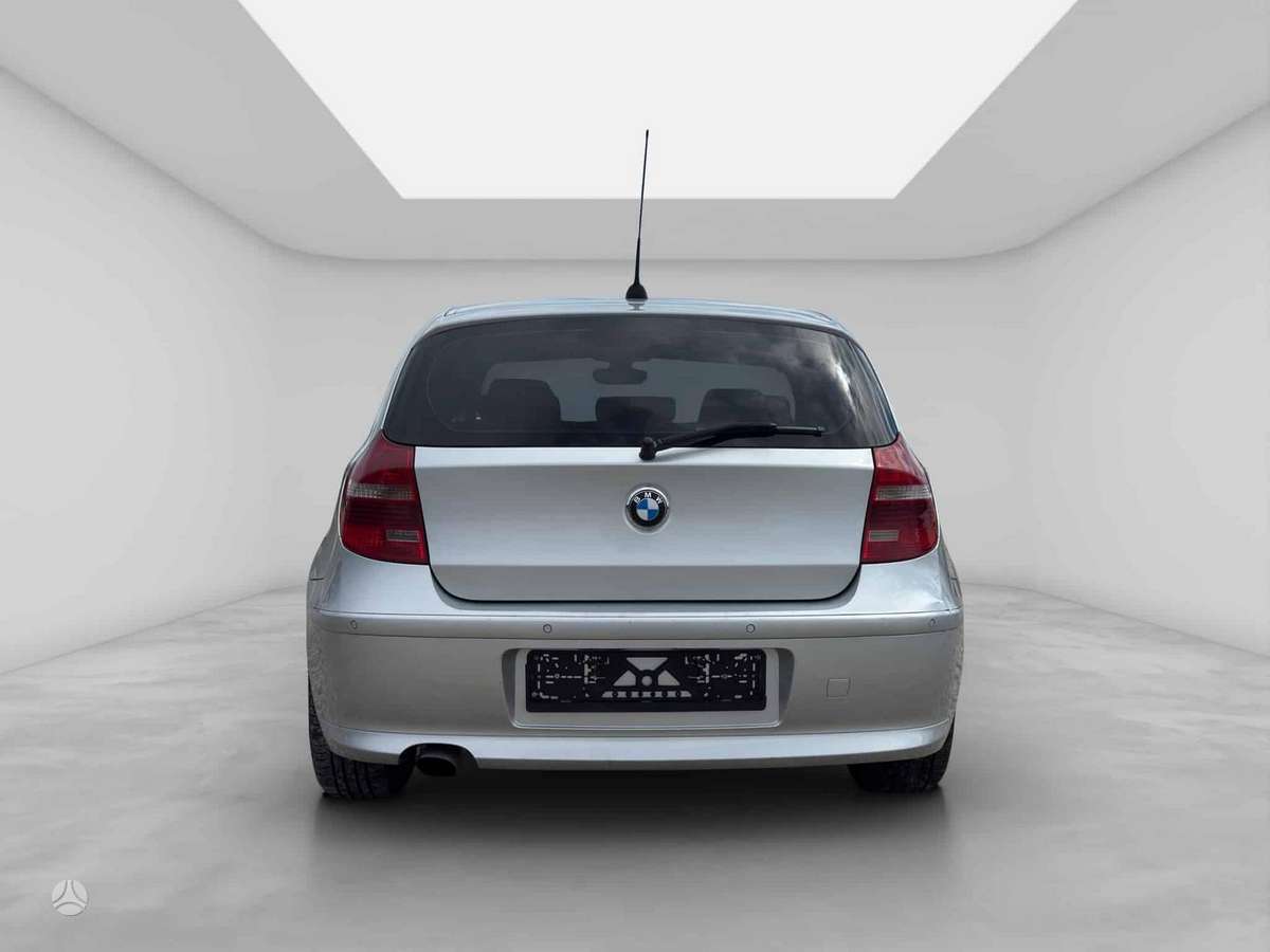BMW 120, 2.0 l., Хэтчбек