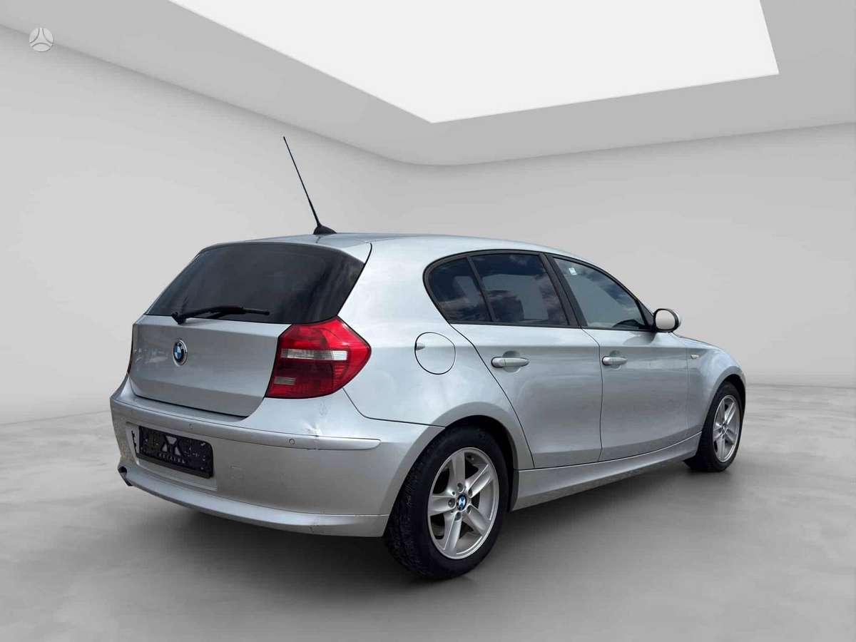 BMW 120, 2.0 l., Хэтчбек