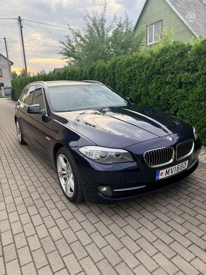 BMW 520, 2.0 l., universalas
