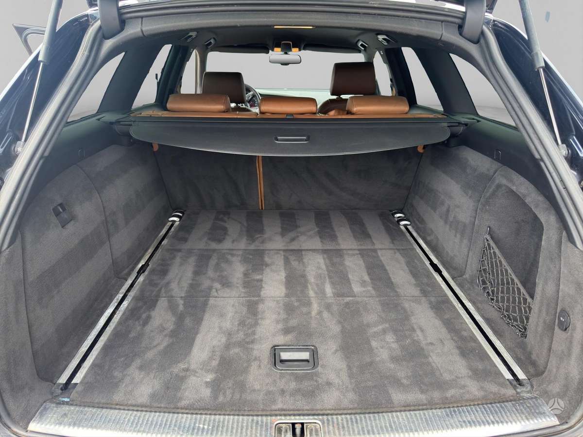 Audi A6, 3.0 l., universalas
