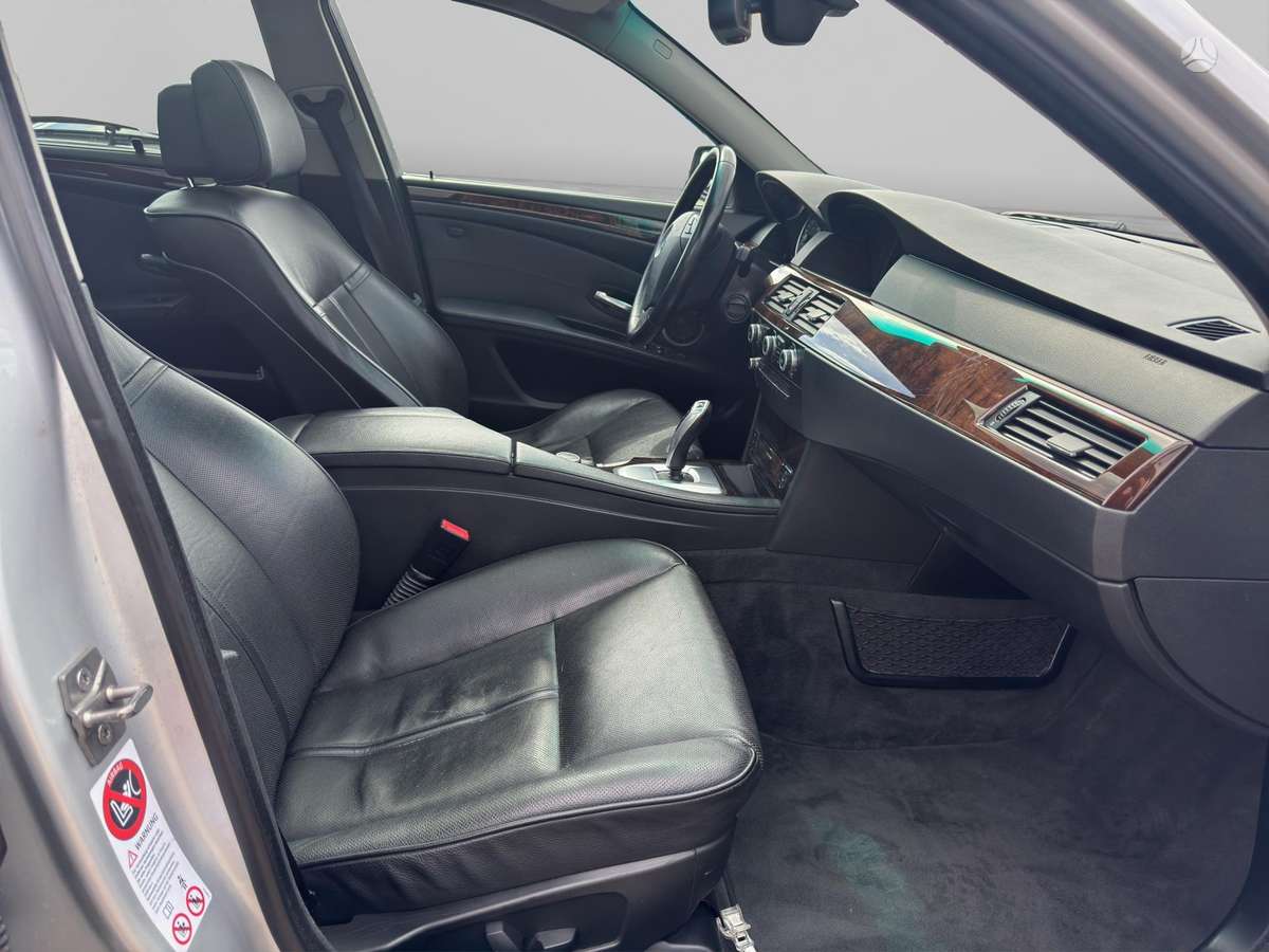 BMW 520, 2.0 l., Универсал