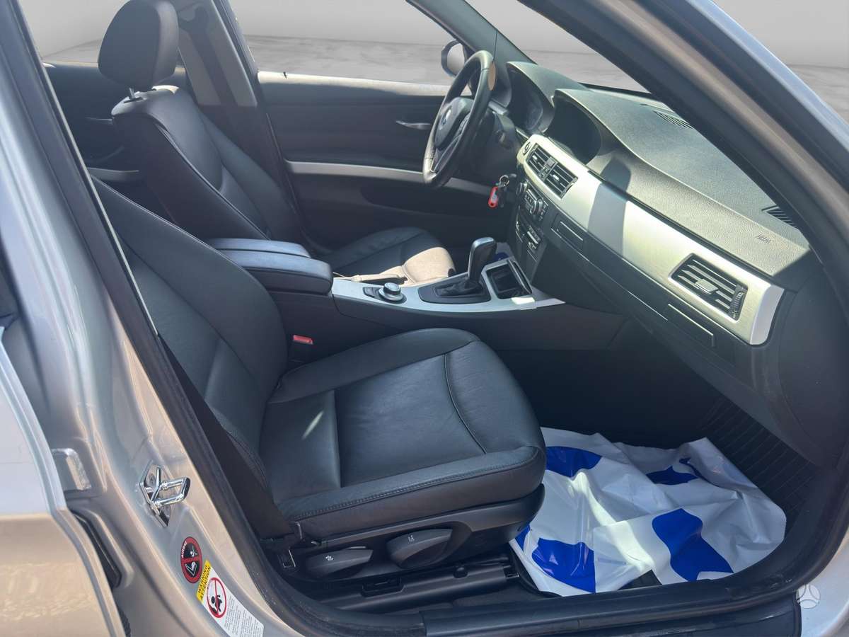 BMW 320, 2.0 l., sedanas