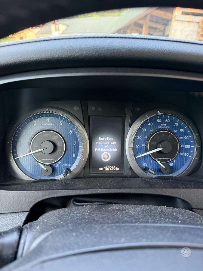 Toyota Sienna - 2