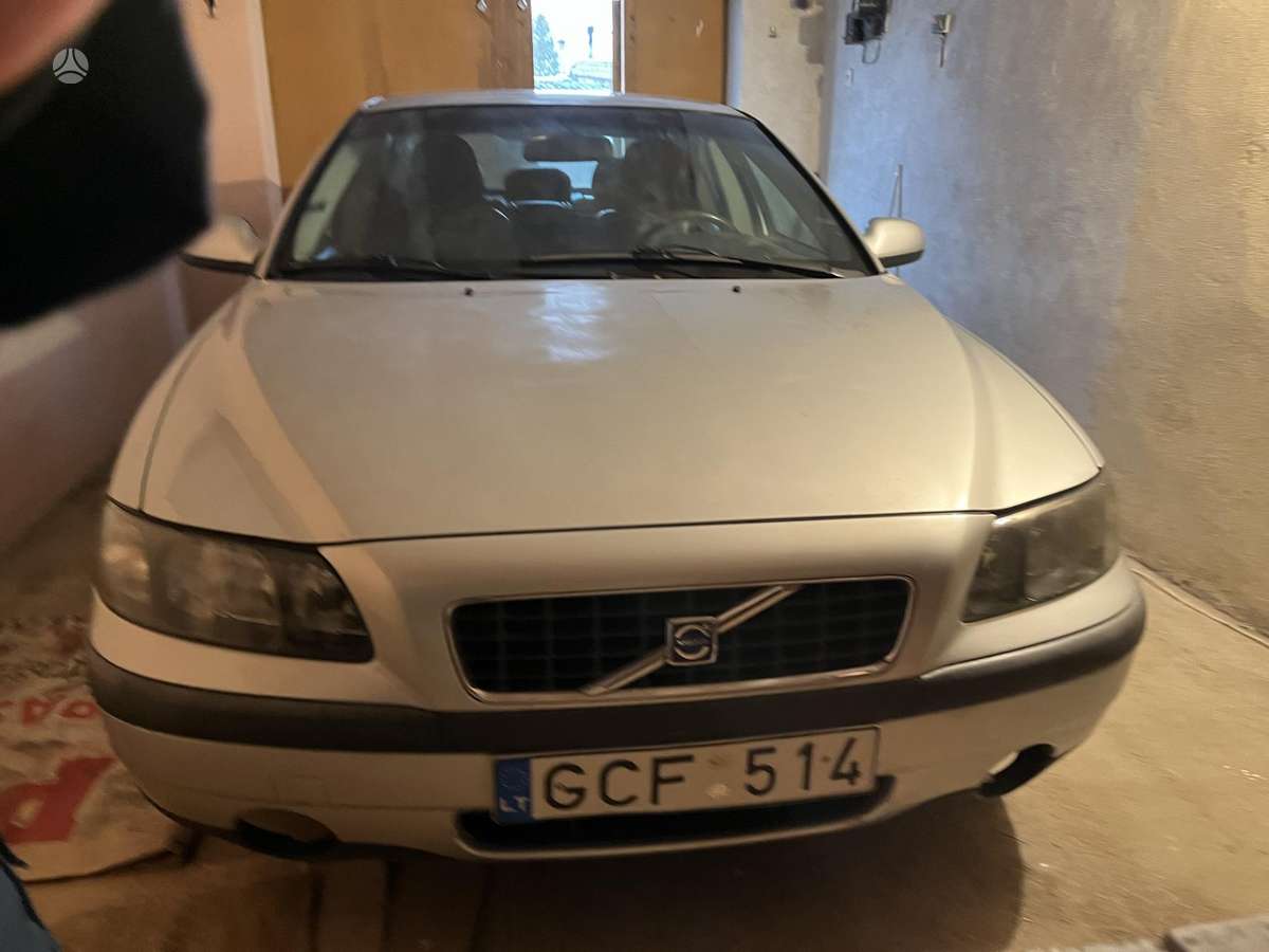 Volvo S60, 2.4 l., Седан