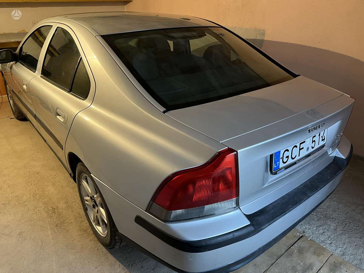 Volvo S60 - 3