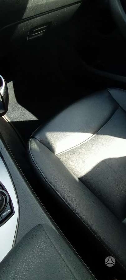 BMW X1, 2.0 l., off-road / crossover