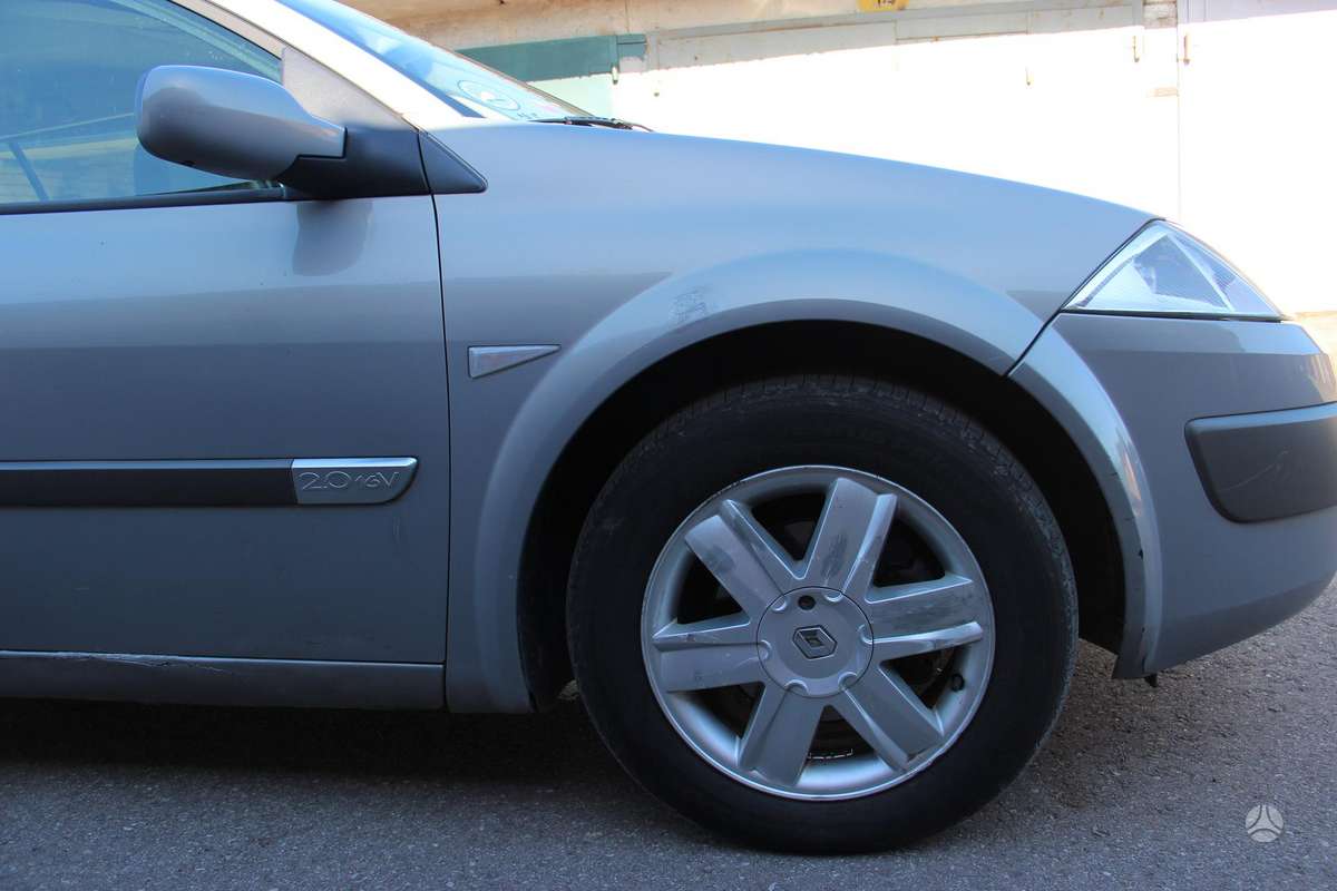 Renault Megane - 7