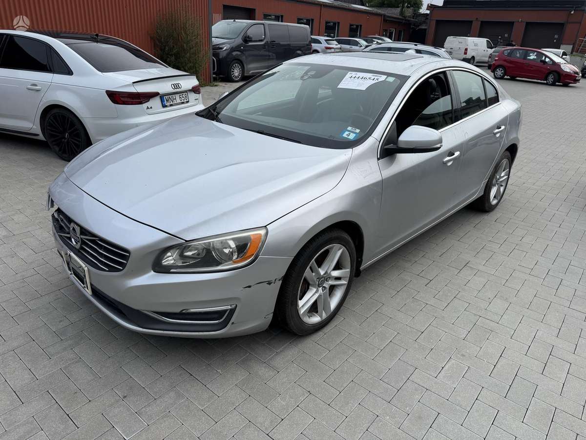 Volvo S60, 2.5 l., Седан