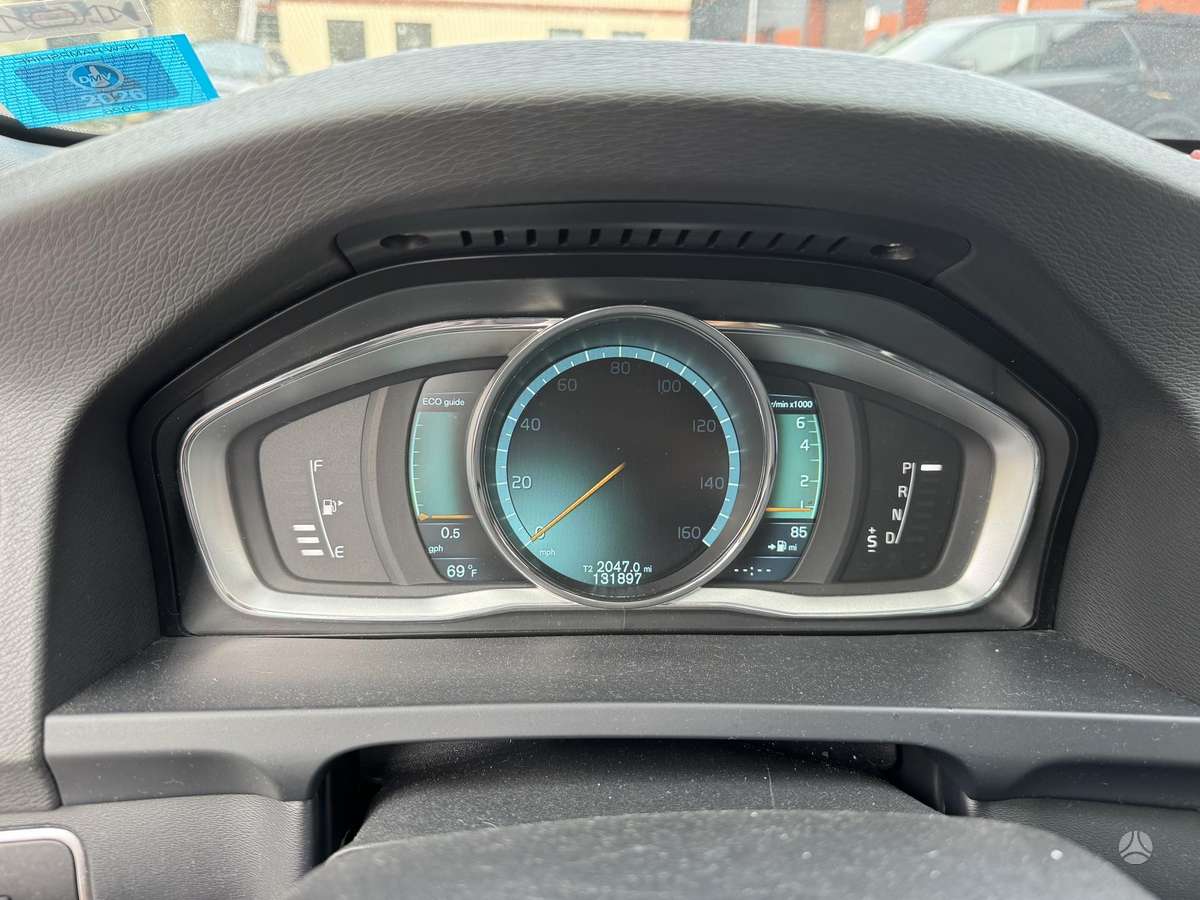 Volvo S60, 2.5 l., Седан