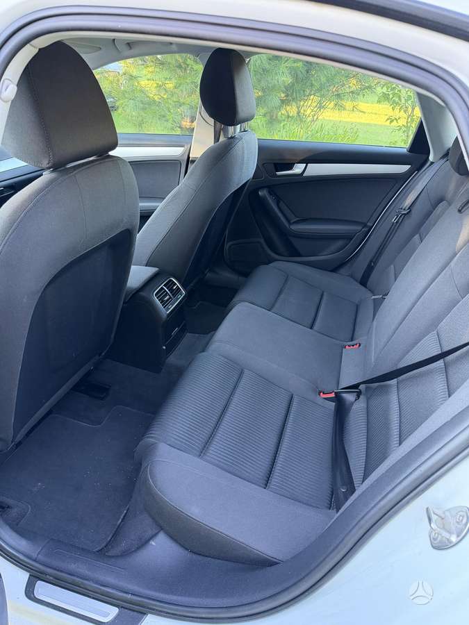 Audi A4, 2.0 l., Седан
